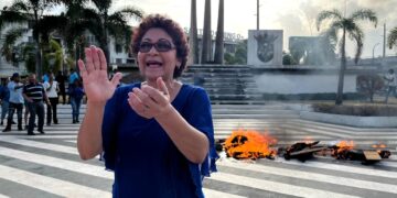 Queman “Judas de la Corrupción” en apoyo operaciones del Ministerio Público