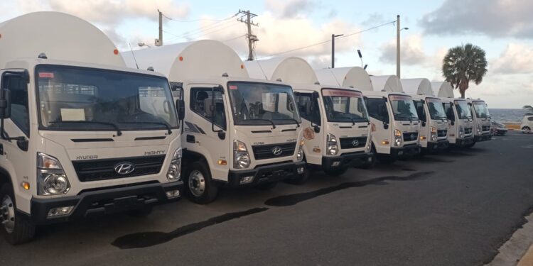 DGM adquiere flotillas vehículos nuevos para eficientizar acciones migratorias en RD