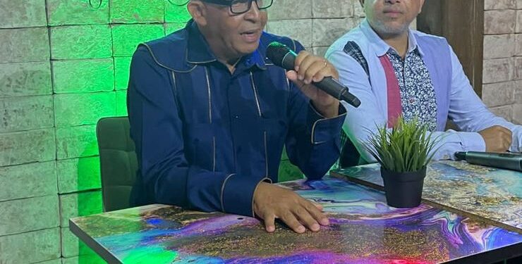 Robert Flores lanza movimiento "Moda Luis: Juntos por nuestro futuro" 