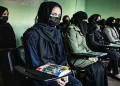Irán no ofrecerá servicios educativos a las estudiantes que no usen velo