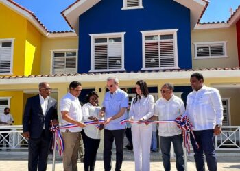 Presidente Abinader inaugura CAIPI en Hondo Valle