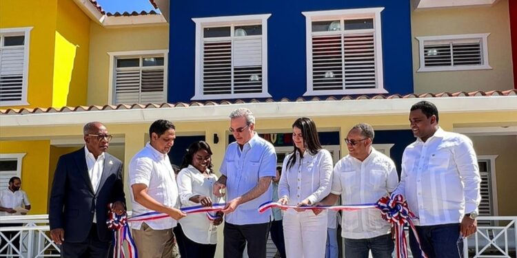 Presidente Abinader inaugura CAIPI en Hondo Valle