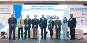 RD en el “Boom” de las renovables con la construcción de 17 centrales de energía limpia