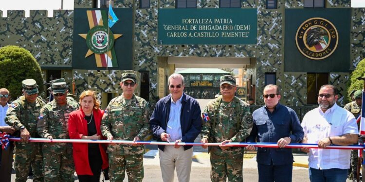 Abinader encabeza reinauguración Fortaleza Patria, General de Brigada Carlos Castillo Pimentel, en Constanza