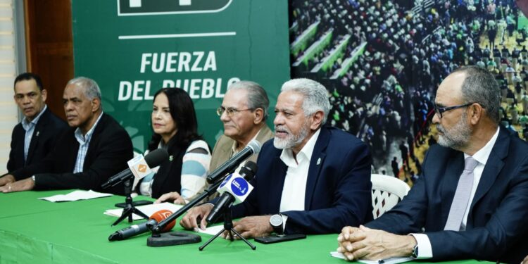 Fuerza del Pueblo acusa al gobierno de abandonar caficultura dominicana