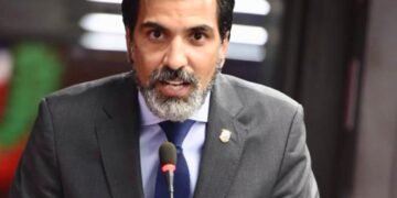 Juan José Rojas solicita al Ejecutivo formar a estudiantes sobre el manejo de los desechos sólidos