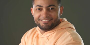 Urbano MP Lominero lanza nuevo tema musical “Cotorra”