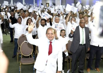 El MIN juramenta más de 1, 650 personas  en apoyo a la reelección del presidente Luis Abinader