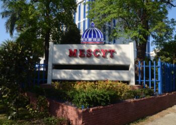 MESCYT trabaja para agilizar entrega exequátur