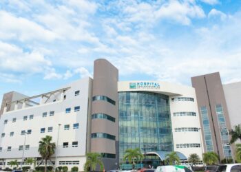 Ney Arias Lora recibe acreditación como Hospital Docente Universitario