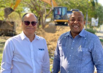 José Andújar recibe respaldo de empresarios con la reubicación de la Parada de Pintura