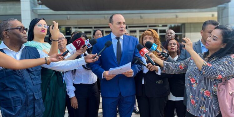 CARD deposita querella contra funcionario por supuesto despojo de metros del Parque Nacional Jaragua