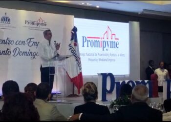 Abinader pide a Porfirio Peralta elabore Plan de Desarrollo MSDE