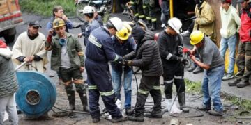 Siete mineros atrapados tras una explosión en una mina en Colombia