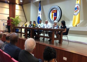 Comisión técnica para la reestructuración del sistema educativo de la Policía Nacional