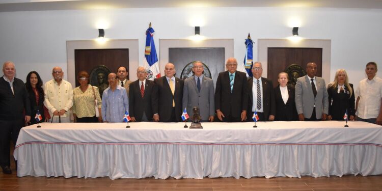 Duartianos respaldan postura Abinader ante subsecretaria de EE.UU.