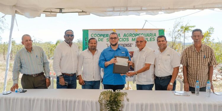 FEDA construirá primer supermercado cooperativo en el Sur del FEDA entrega financiamiento por 6.4 millones en Pedernales