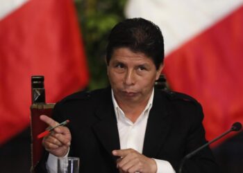 Sancionan al expresidente de Perú por usar Twitter desde prisión