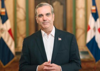 Abinader ha cumplido con su promesa de donar salario a instituciones sin fines de lucro, según Federico Reynoso