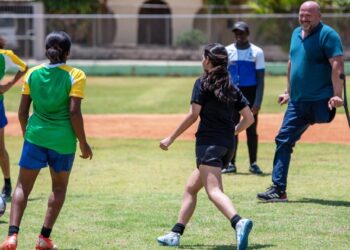 Invitan entrenador internacional de fútbol para niños bajo la charla “Saber perder, aprender a ganar”