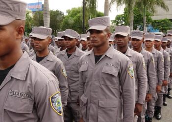 Policía llama a juventud ingresar a sus filas