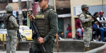 Denuncian «ataque armado» a instalación de policía en Ecuador