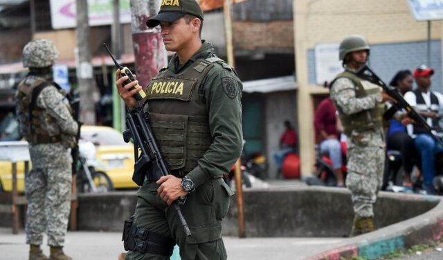 Denuncian «ataque armado» a instalación de policía en Ecuador