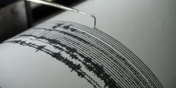Sismo de magnitud 7,0 sacude a Indonesia