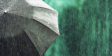 Algunos aguaceros locales hacia el interior del país para la tarde