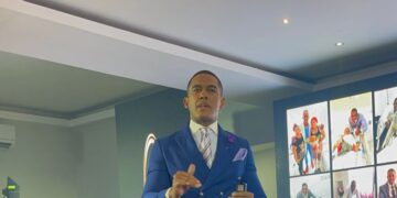 Realizan el primer conversatorio de cirugía plástica con más de 500 pacientes operadas