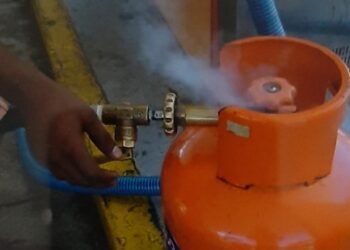 GLP reduce 2 pesos; gasolinas se mantienen