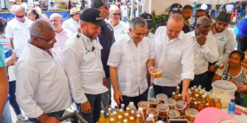 Más de 45 mil personas se benefician con las ferias “Inespre Está de Madre” en Santiago y San Cristóbal