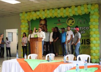 Juan Luis López aspira a convertirse en el alcalde más joven de Navarrere