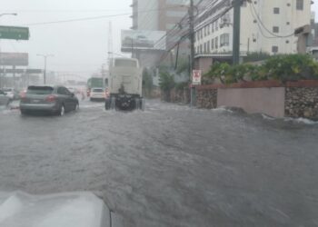 Vaguada seguirá generando lluvias sobre diferentes provincias del país con tormentas eléctricas y ráfagas de viento