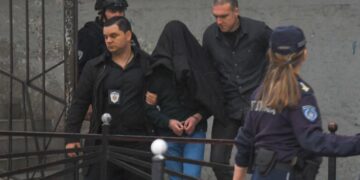 Un alumno mató a nueve personas en una escuela de Belgrado