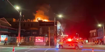 Incendio en albergue de Nueva Zelanda mata al menos a 6 personas, dicen funcionarios