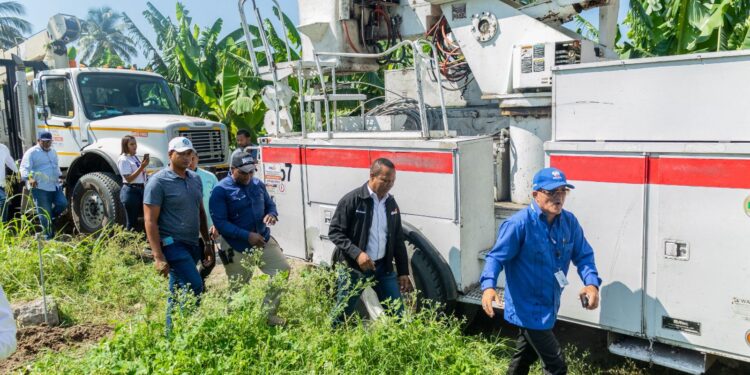 Edesur lleva soluciones eléctricas a  Pedernales, Barahona y Azua