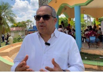 Precandidato a diputado afirma gobiernos del PLD fueron incompetentes para resolver problemas en Monte Plata