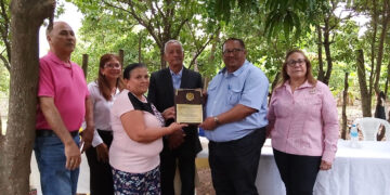 INDRHI entrega reservorio y área para esparcimiento de residentes de Villa Nueva en Navarrete