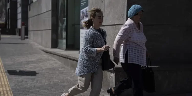 Rusia ataca a Kiev a plena luz del día con once misiles; no se han reportado muertos