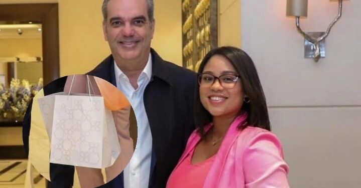 Abinader sorprende dominicana en Londres y le entrega pedido de Café