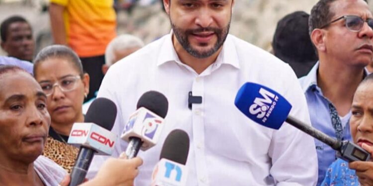 Rafael Paz hace llamado al gobierno a acudir al auxilio del sector Villa Marina