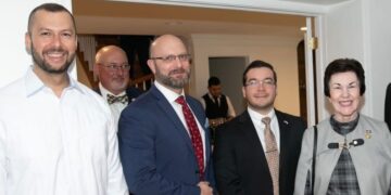 Crean Grupo Diplomático del Cigarro en Estados Unidos