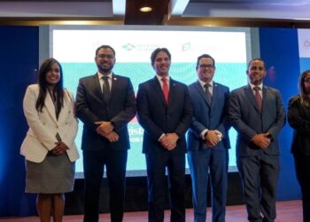 Ponen en circulación la obra "Ley 108-05 de Registro Inmobiliario comentada por registradores de títulos"