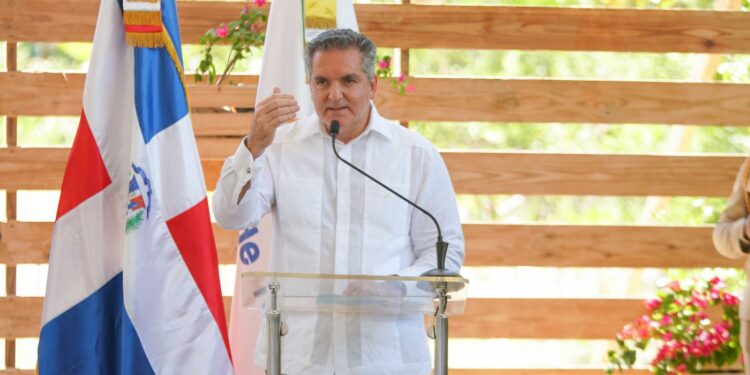 Neney Cabrera desmiente cuestionamiento de 165 millones frente al Propeep