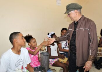 Alcalde Manuel Jiménez lleva a Mandinga operativo “Despacho Municipal”