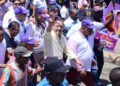 Miles marcharon con Abel Martínez en Hato Mayor y Villa Altagracia expresando “aguanten que falta poco”