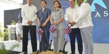 Aduanas inicia construcción de moderna instalación en el AILA 