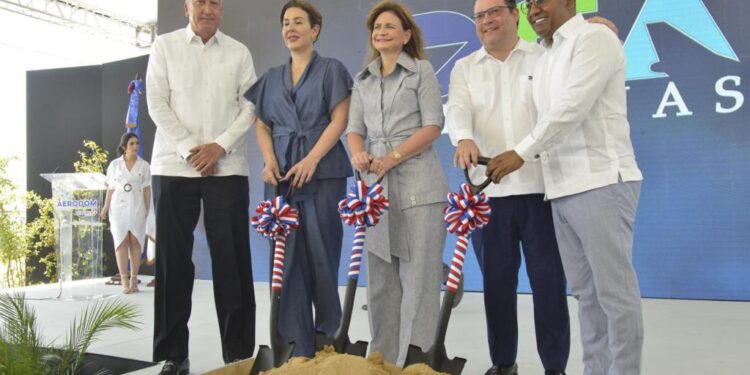 Aduanas inicia construcción de moderna instalación en el AILA