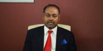 Doctor Asmín Aquino pide al presidente Abinader disponer instalar paneles solares en instituciones públicas